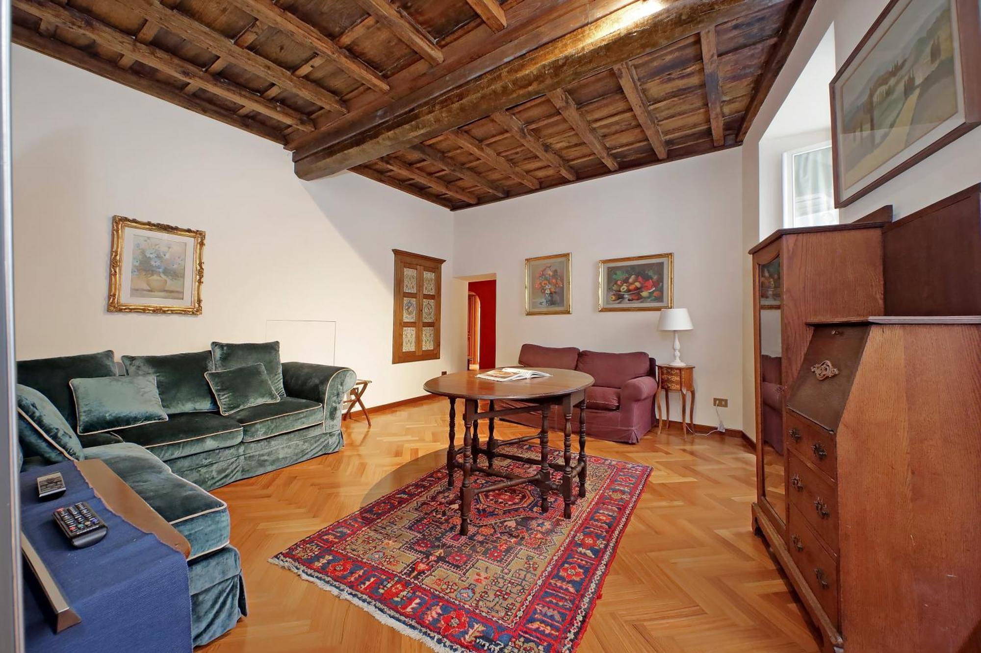 Apartment Leutari *